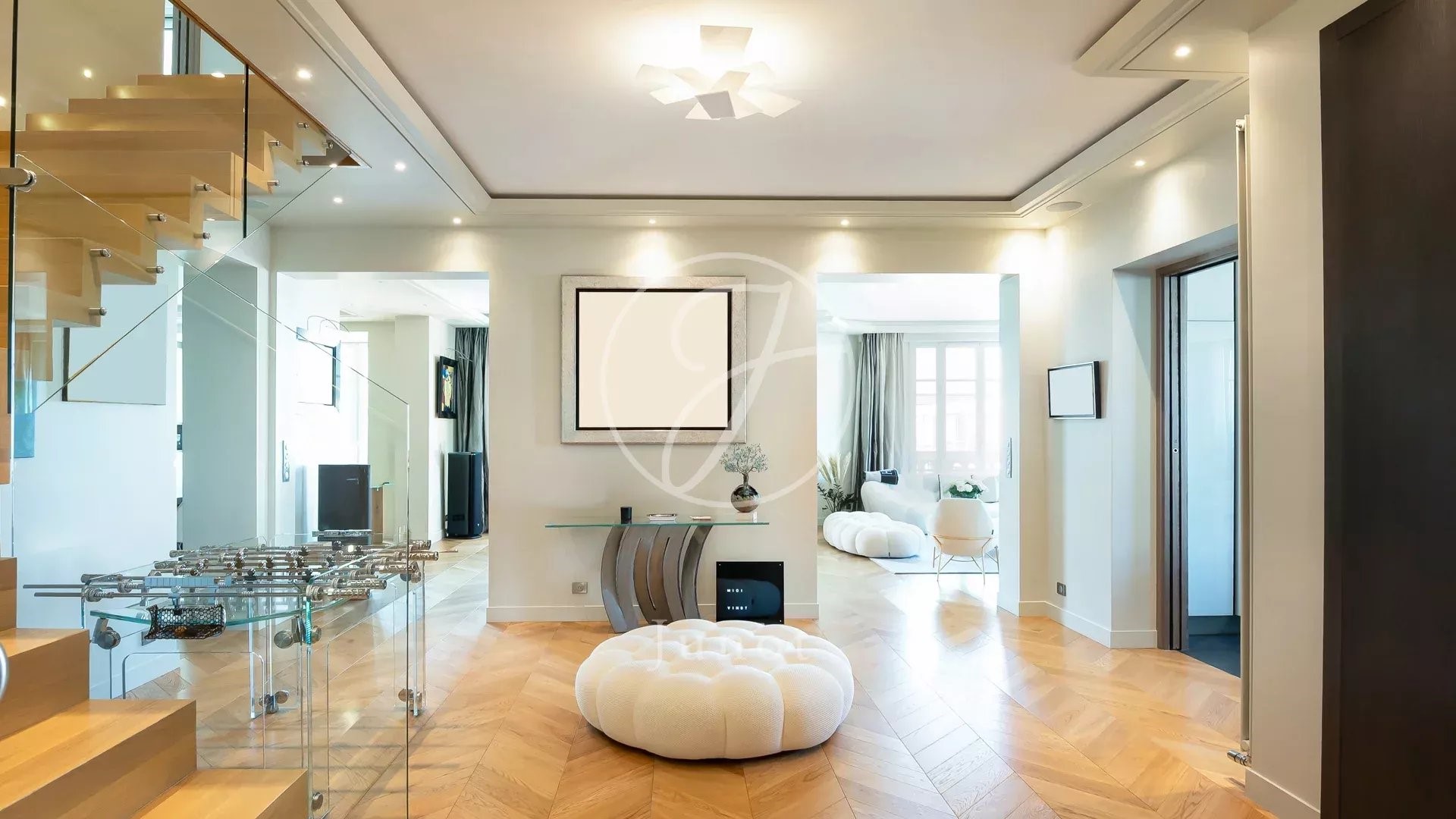 Apartment 10 Rooms • 332.2 m² Muette Nord, Paris 16ème for sale