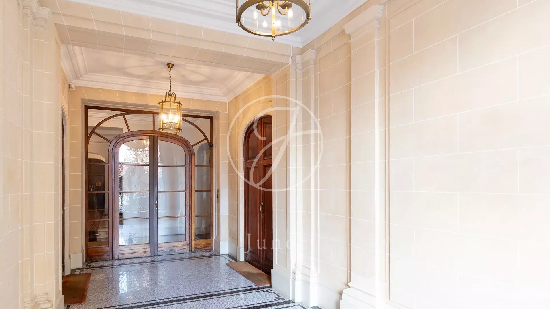 Apartment 10 Rooms • 332.2 m² Muette Nord, Paris 16ème for sale