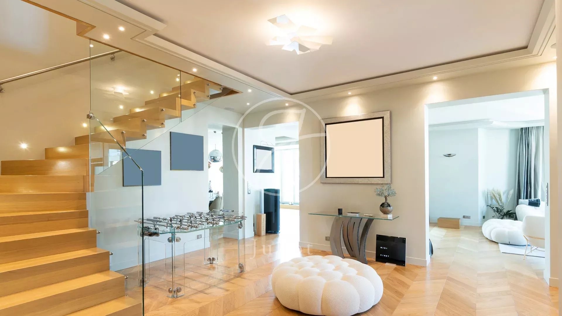 Apartment 10 Rooms • 332.2 m² Muette Nord, Paris 16ème for sale