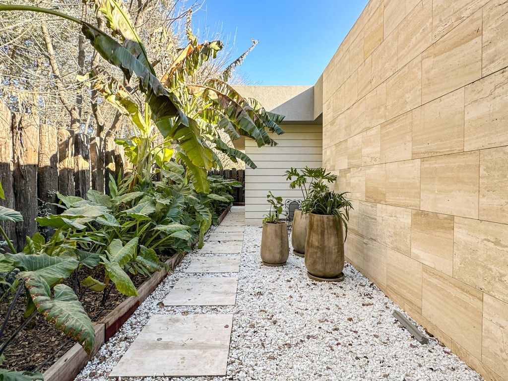 7 Bedroom Luxury Detached House for sale in Buenos Aires, Argentina