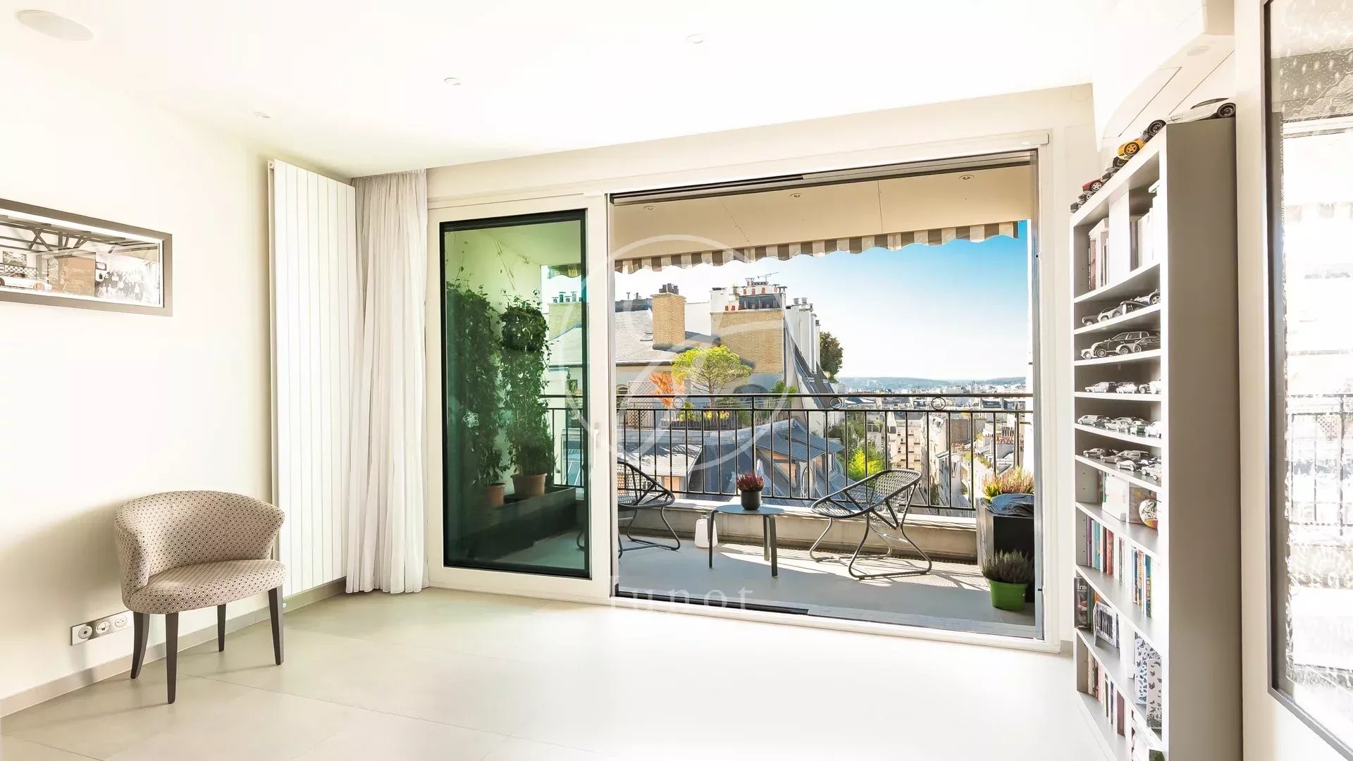 Apartment 10 Rooms • 332.2 m² Muette Nord, Paris 16ème for sale