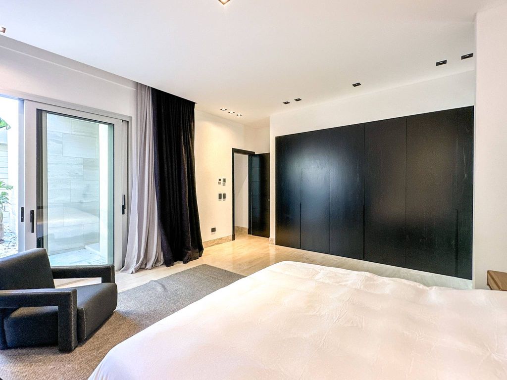 7 Bedroom Luxury Detached House for sale in Buenos Aires, Argentina