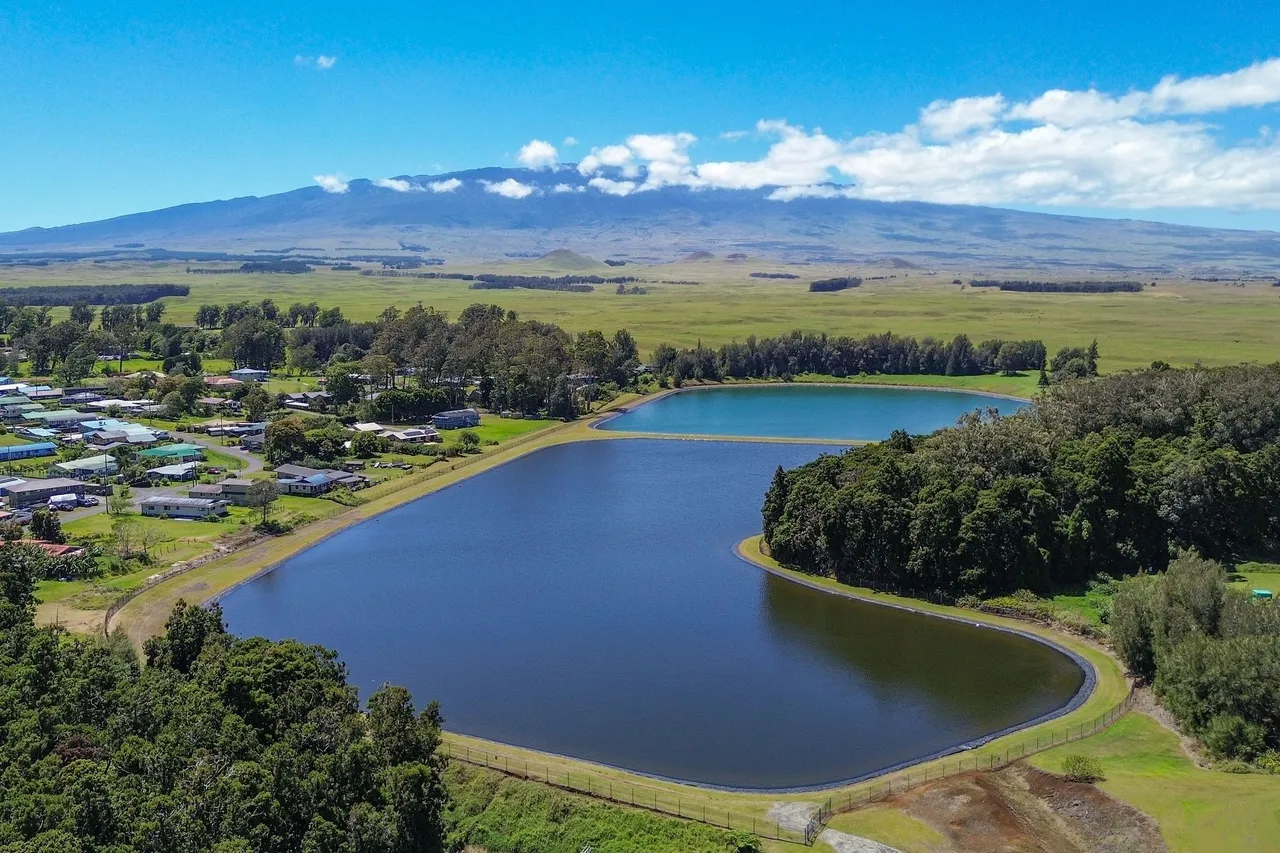 4bed 2.5bath 1,660sqft1,660 square feet 7,841sqft lot in Hawaii state