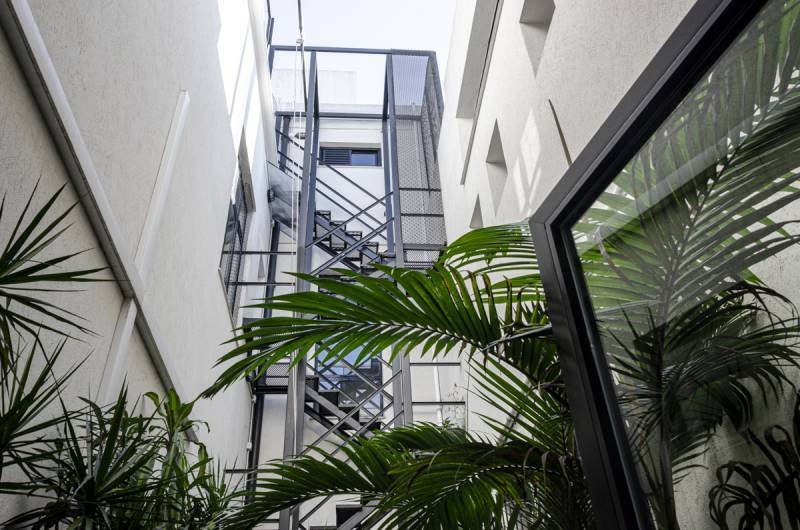 $1,680,000 Humberto I Y Santiago Del Estero