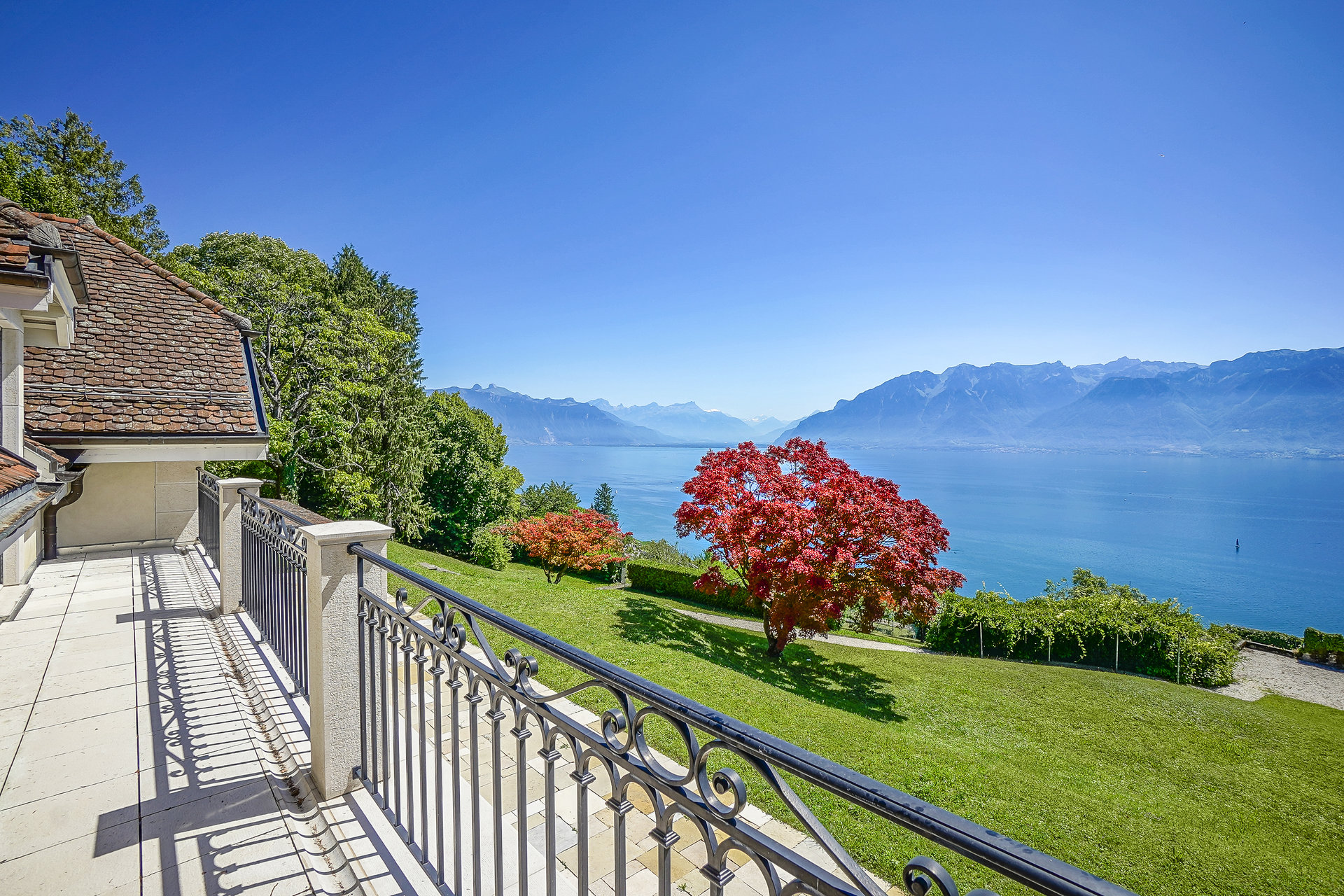 Premium House Breathtaking panoramic lake and mountain views UNESCO, coming soon bedrooms in Chexbres, Lavaux-Oron