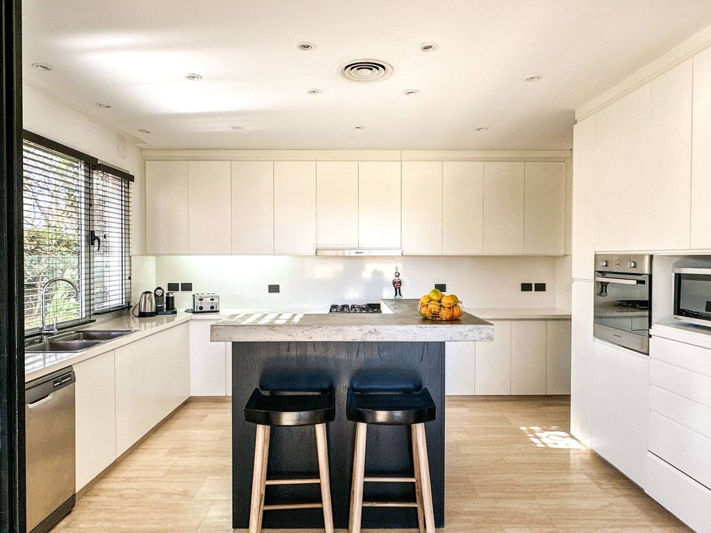 7 Bedroom Luxury Detached House for sale in Buenos Aires, Argentina