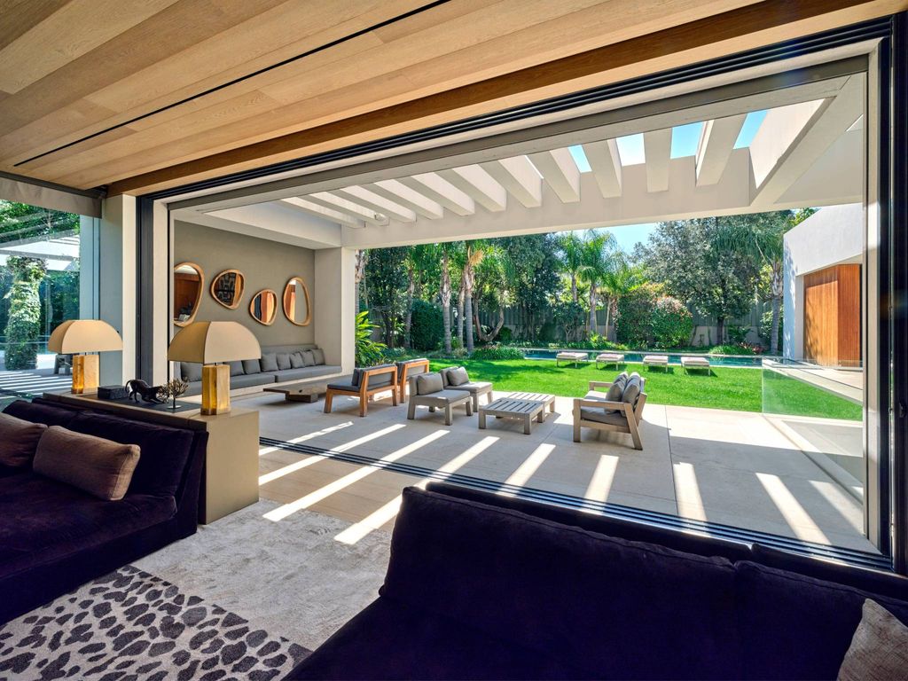 Luxury Villa for sale in Athens, Attica