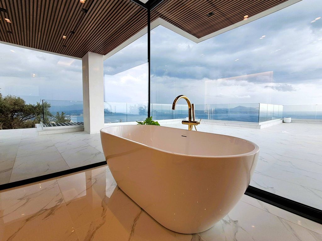 4 bedroom luxury Villa for sale in Chania, Crete