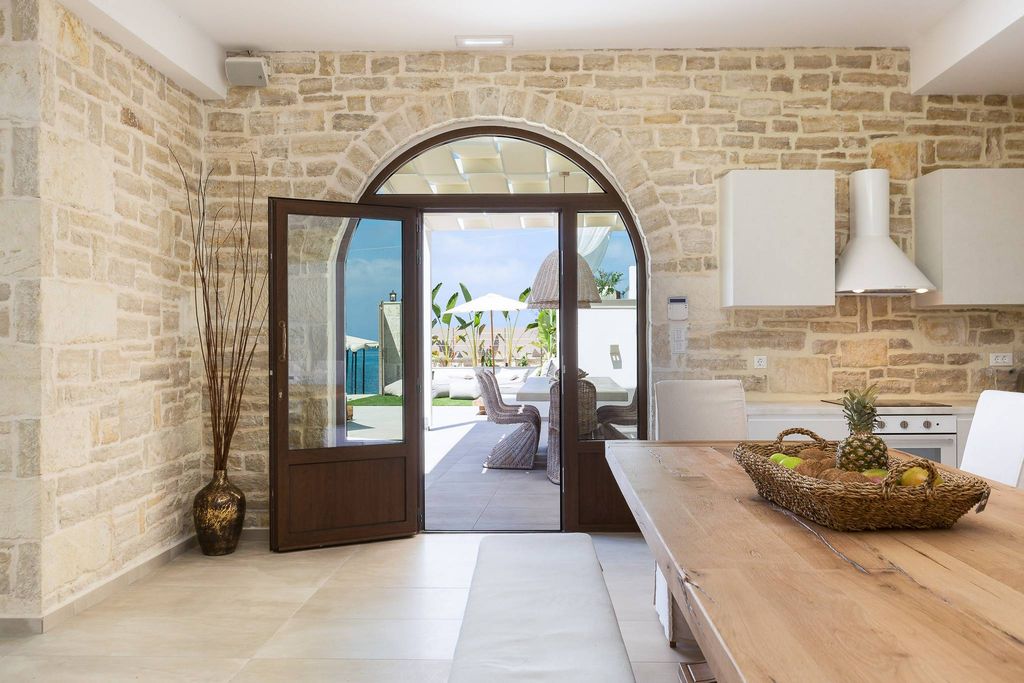 6 bedroom luxury Villa for sale in Rethymno, Greece