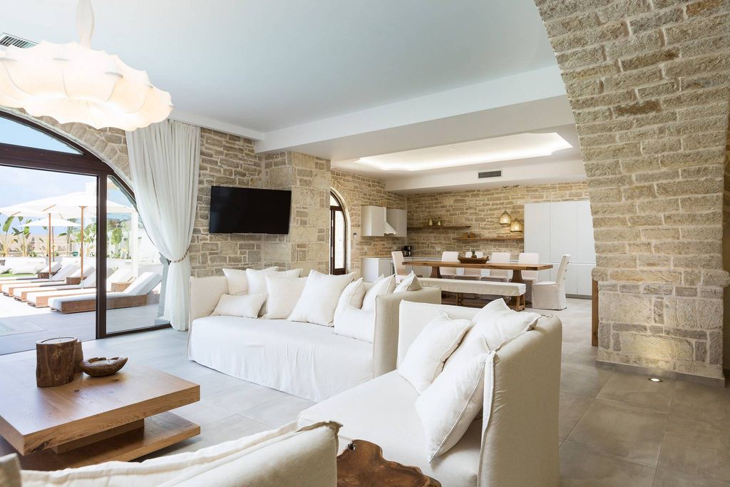 6 bedroom luxury Villa for sale in Rethymno, Greece