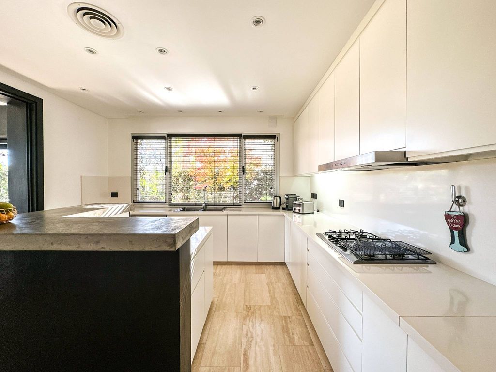 7 Bedroom Luxury Detached House for sale in Buenos Aires, Argentina